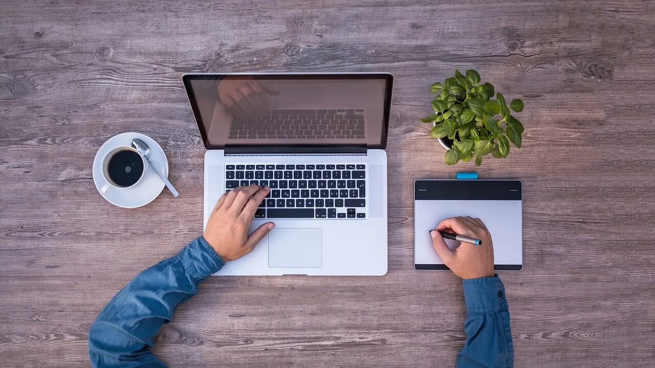 The Best 2-in-1 Laptops for Students Worth Buying