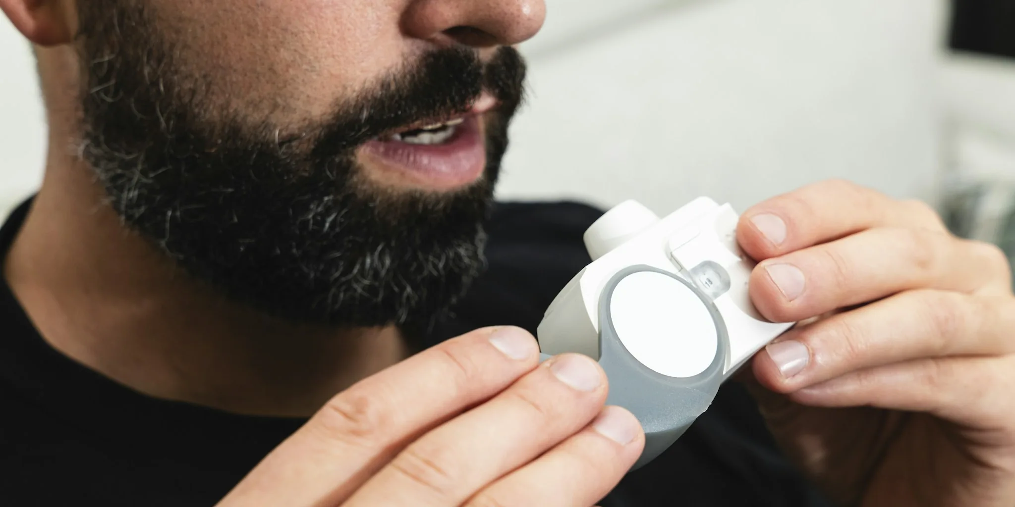 AI pendant wearable device lifestyle