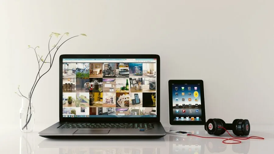 bezel less display technology