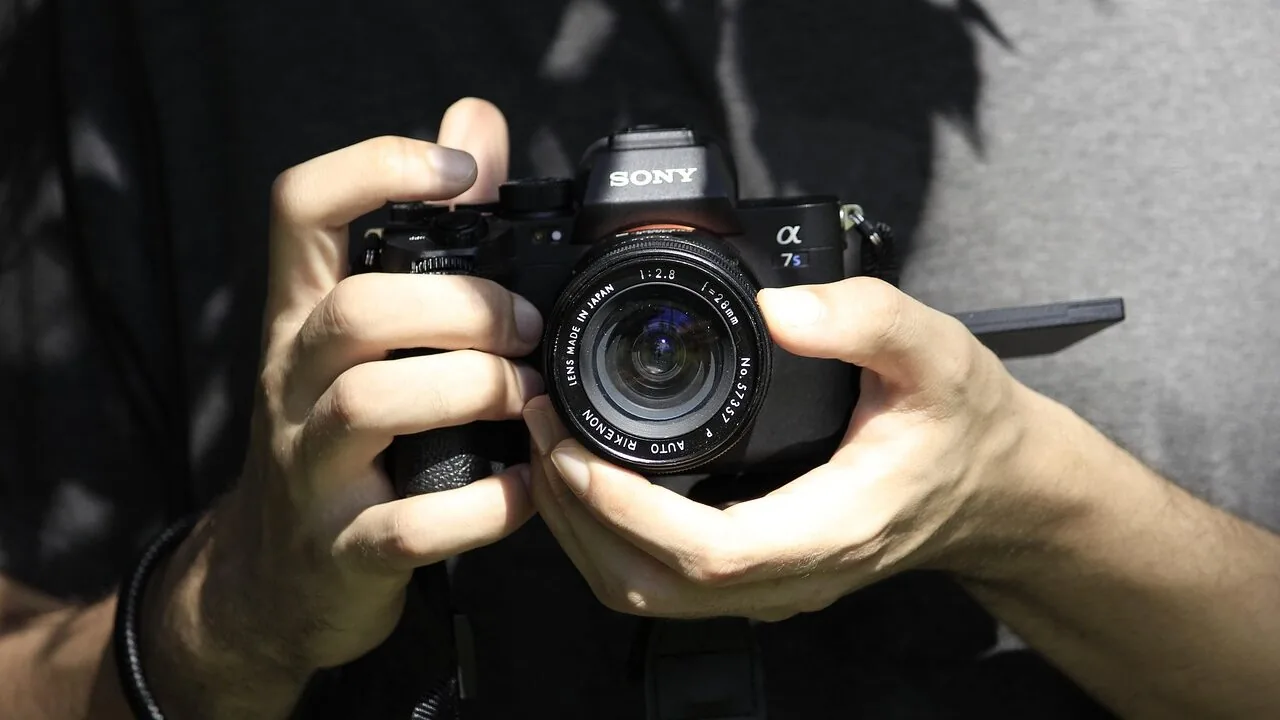The Best Camera Lenses for Sony Mirrorless Shooters