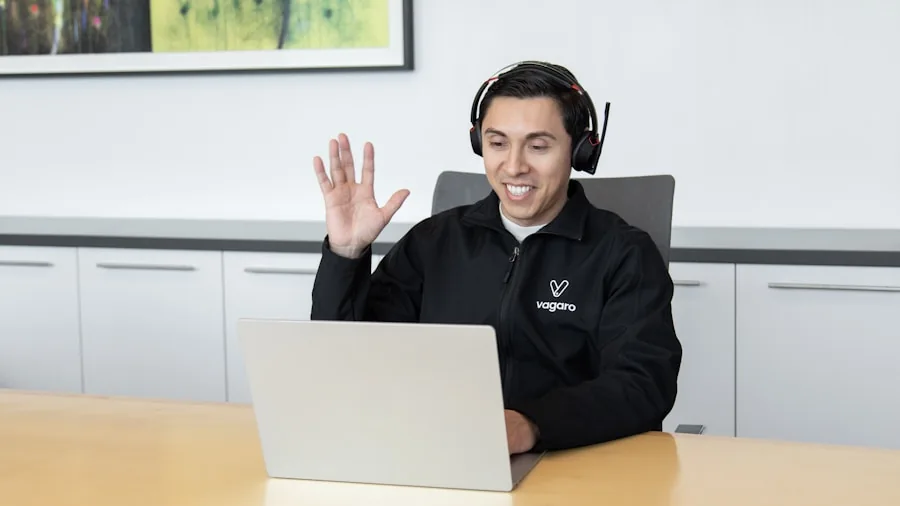 customer service support technician desk