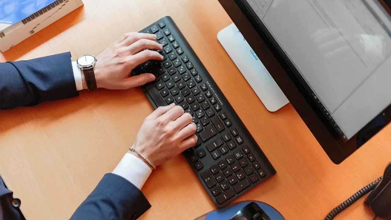 Best Desktop Computers for Students Worth Buying