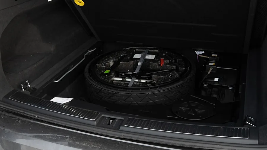 emergency roadside car tools