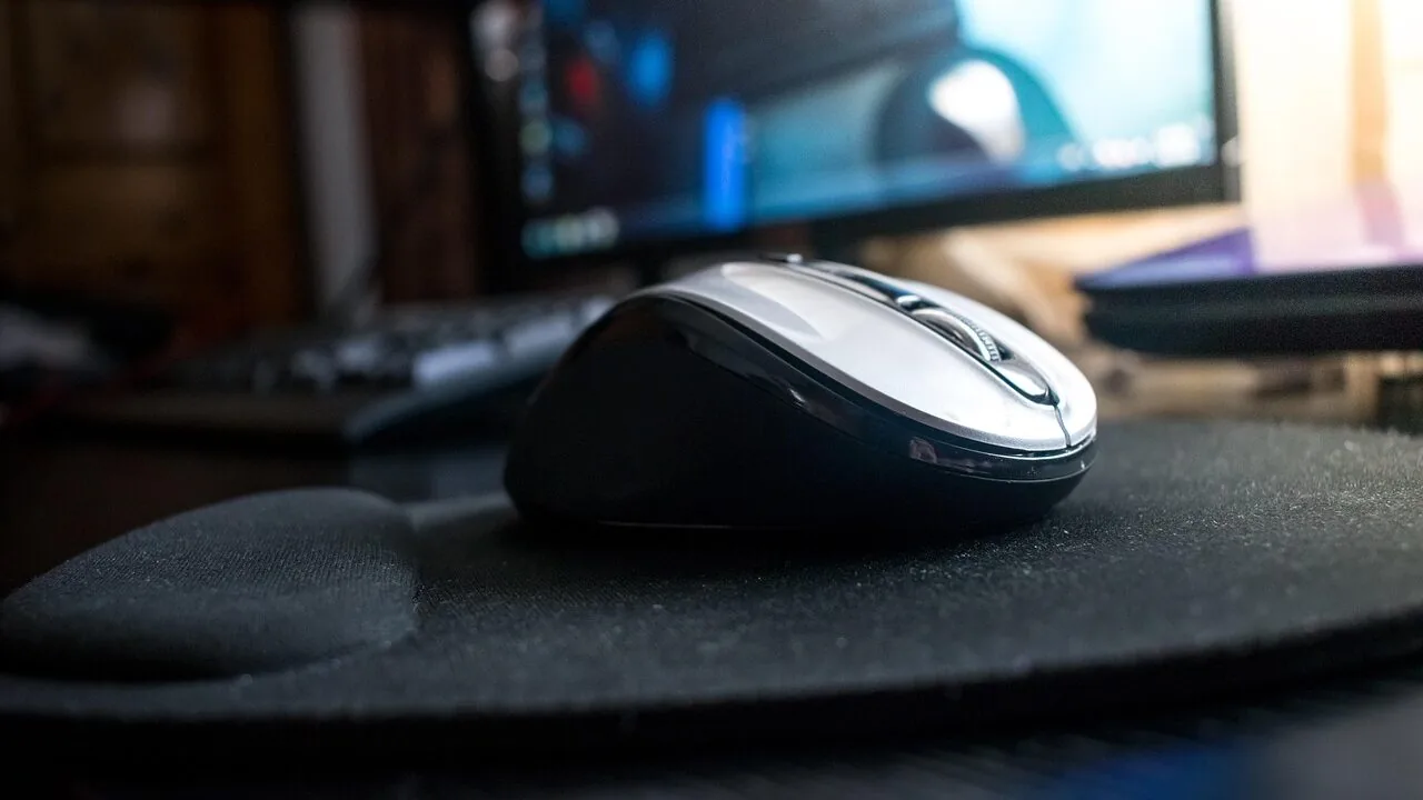 Ergonomic Wireless Mice Worth Buying Right Now