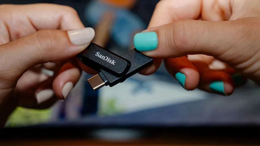 external hard drive USB connection
