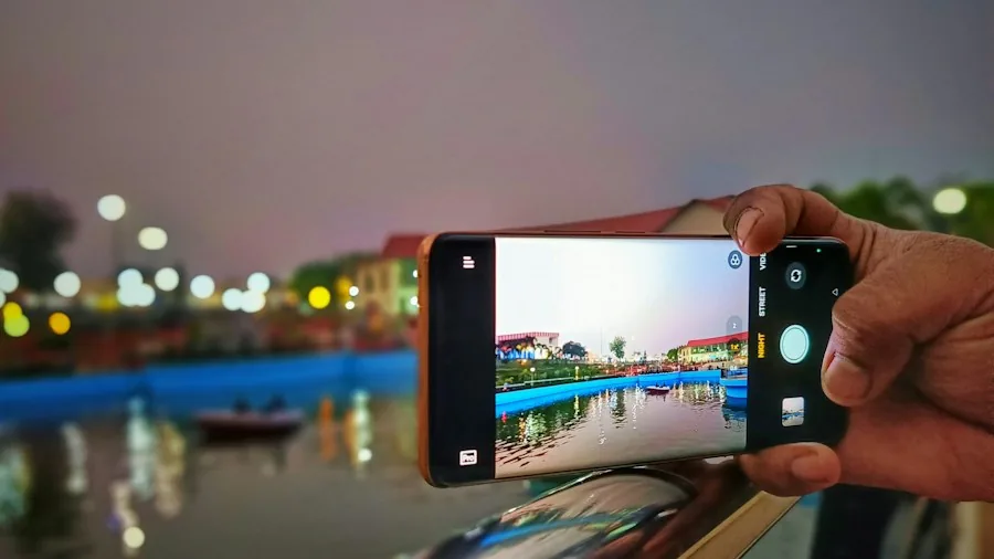 foldable phone screen crease close-up
