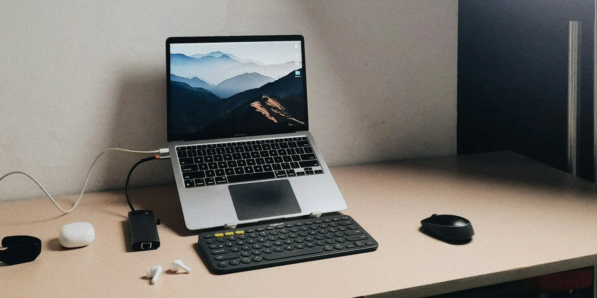 Apple Rolling Out Redesigned Mac Chargers Worldwide
