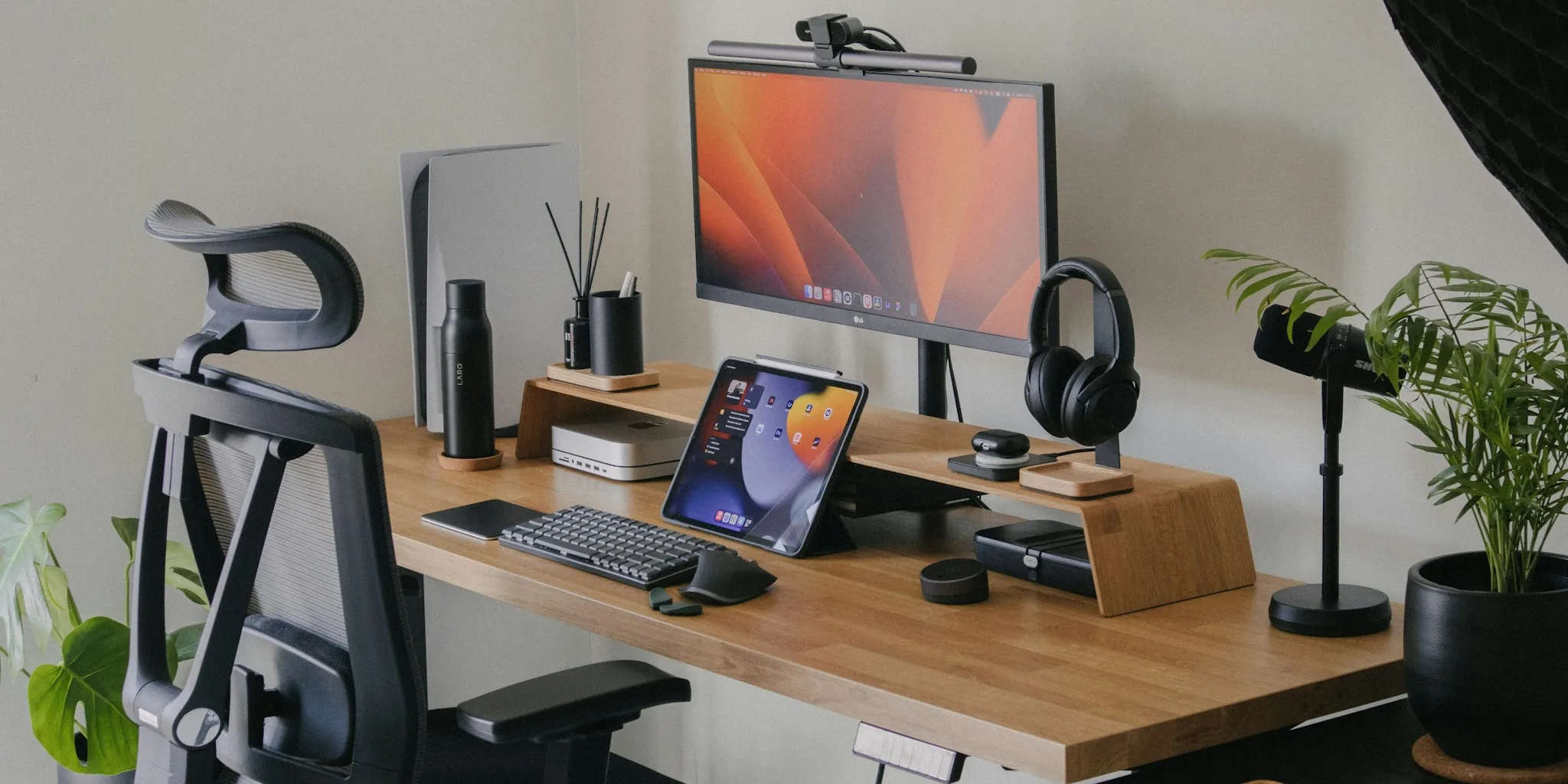 Android 16 Desktop Mode Challenges iPad's Tablet Reign