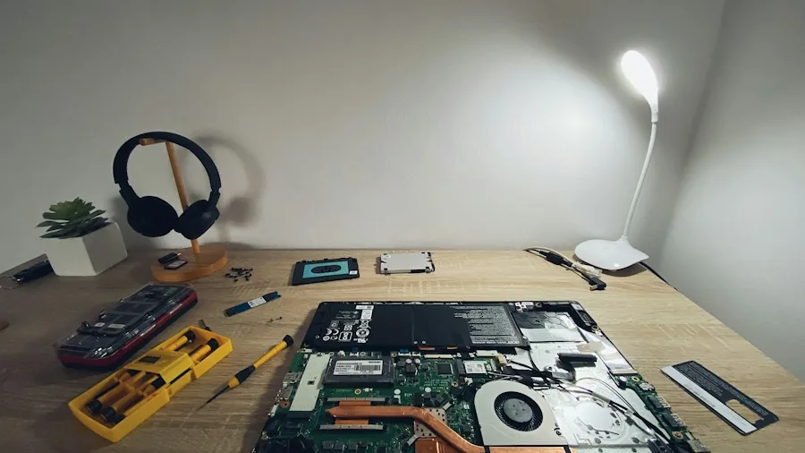 laptop repair and maintenance tools