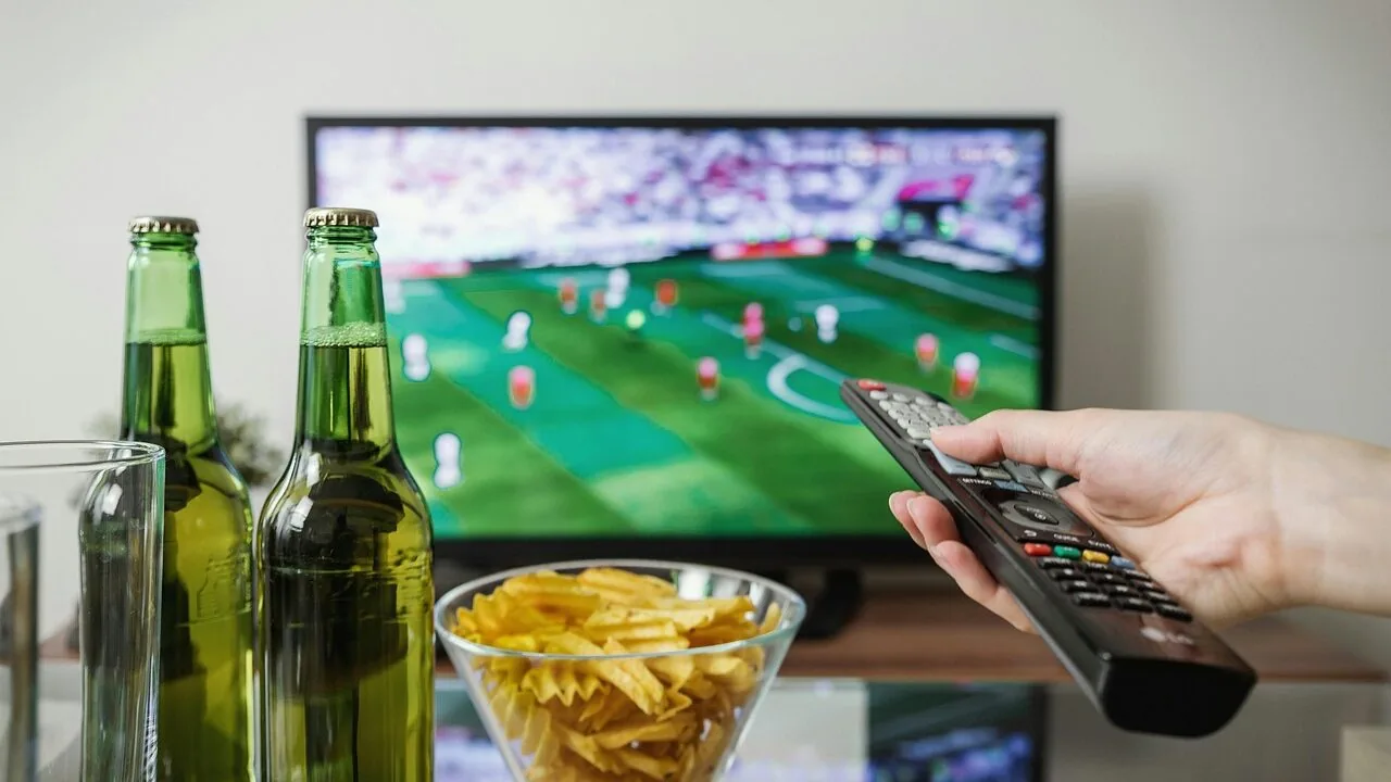The Best TVs for Sports for Every Room and Budget