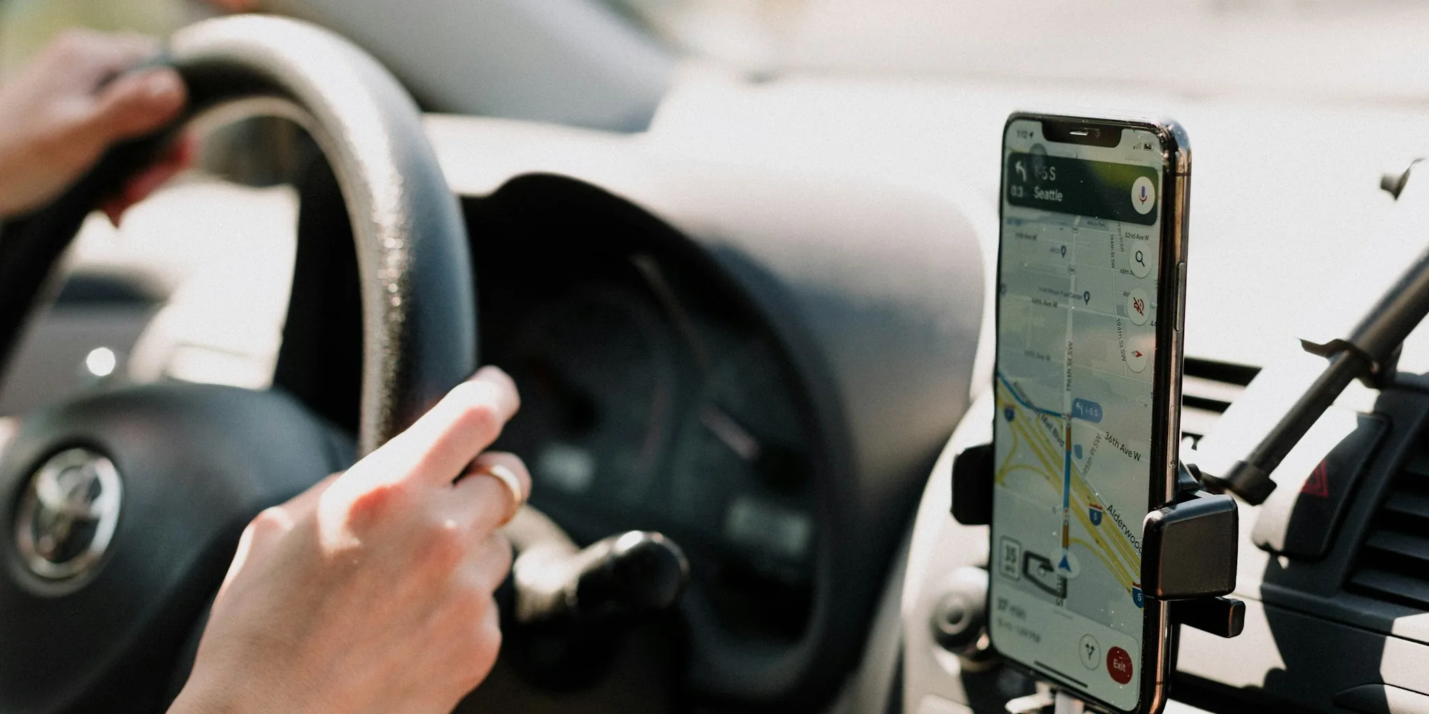 Extend Google Maps Battery Life on Road Trips
