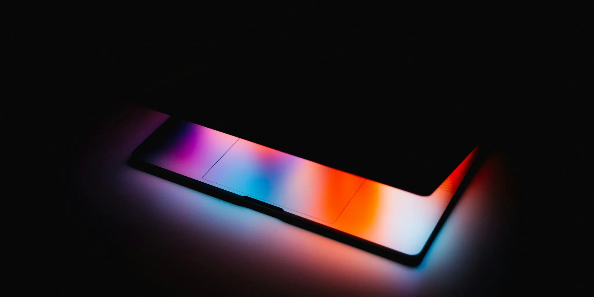 iPhone Duo's Replaceable Screen Layer Changes Foldable Game