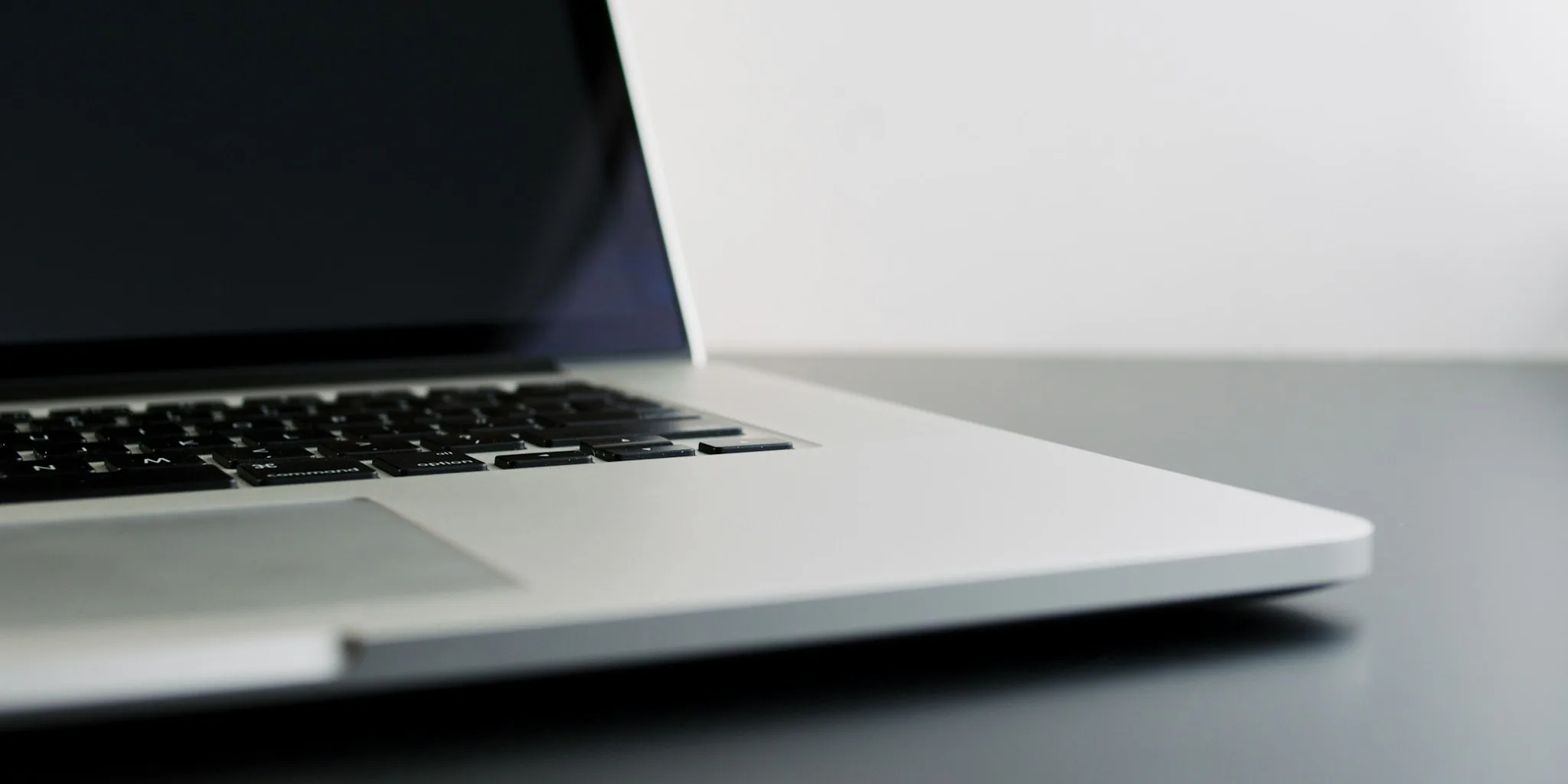 Thunderbolt vs USB-C: Key Differences for Mac Buyers