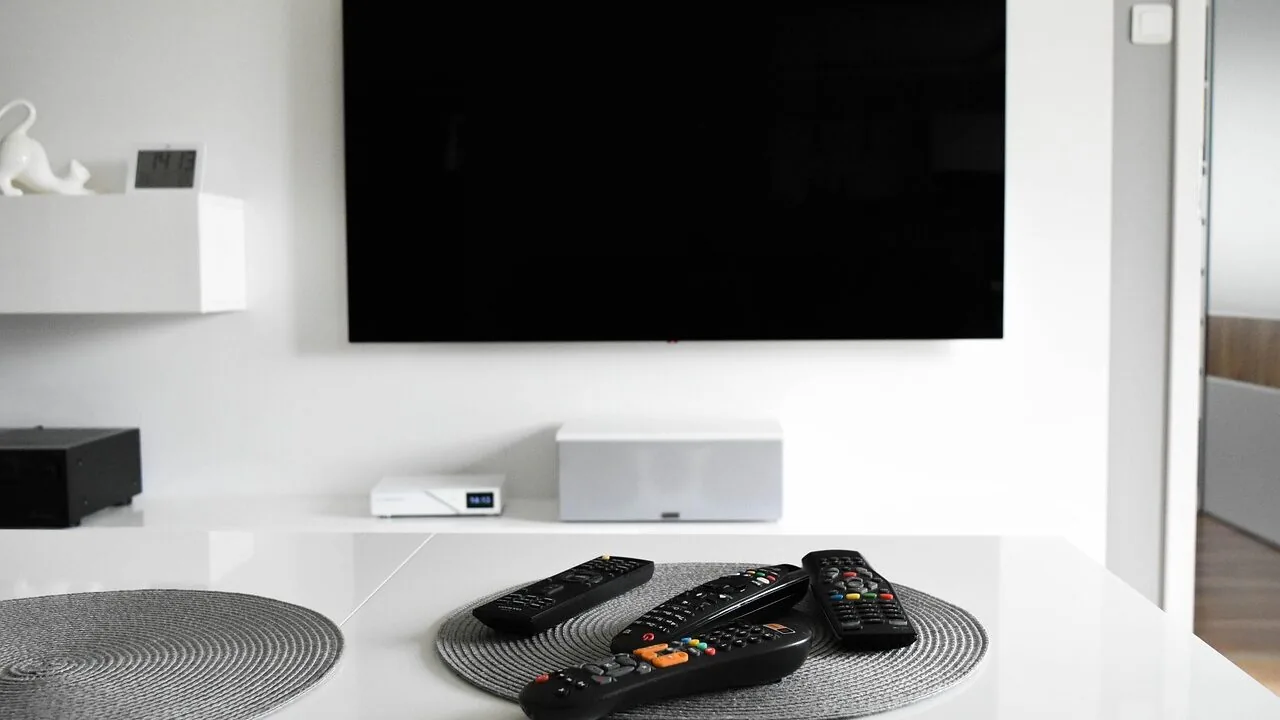 Soundbars Under $200 Worth Buying Right Now