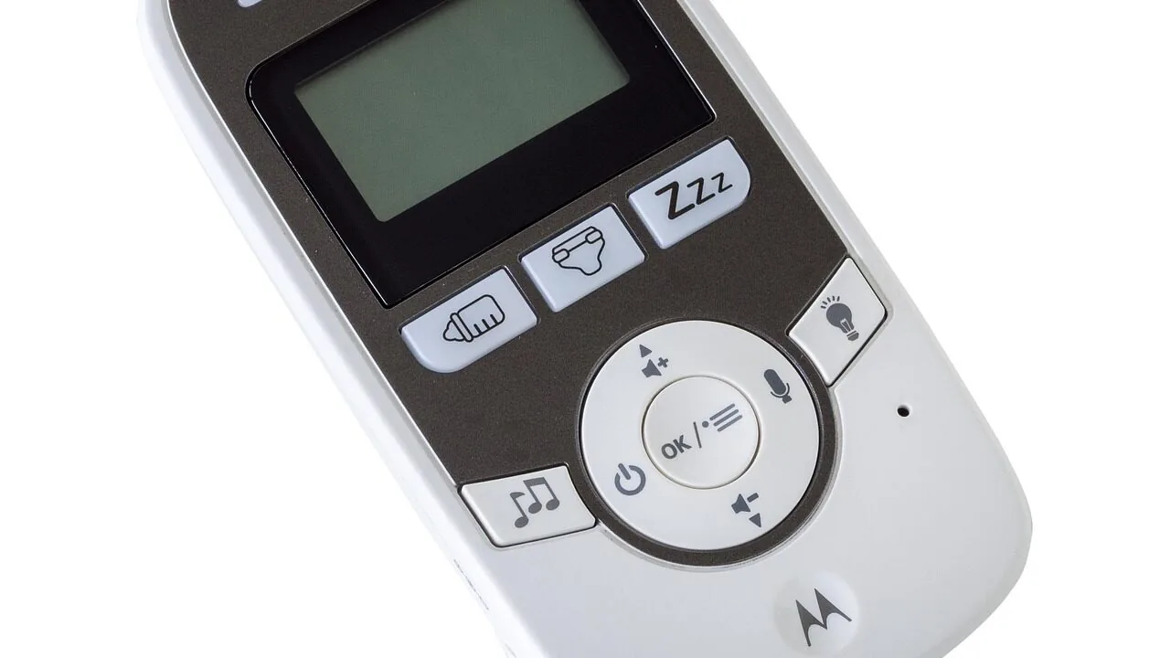 Baby Monitors Without WiFi Worth Buying for Every Nursery