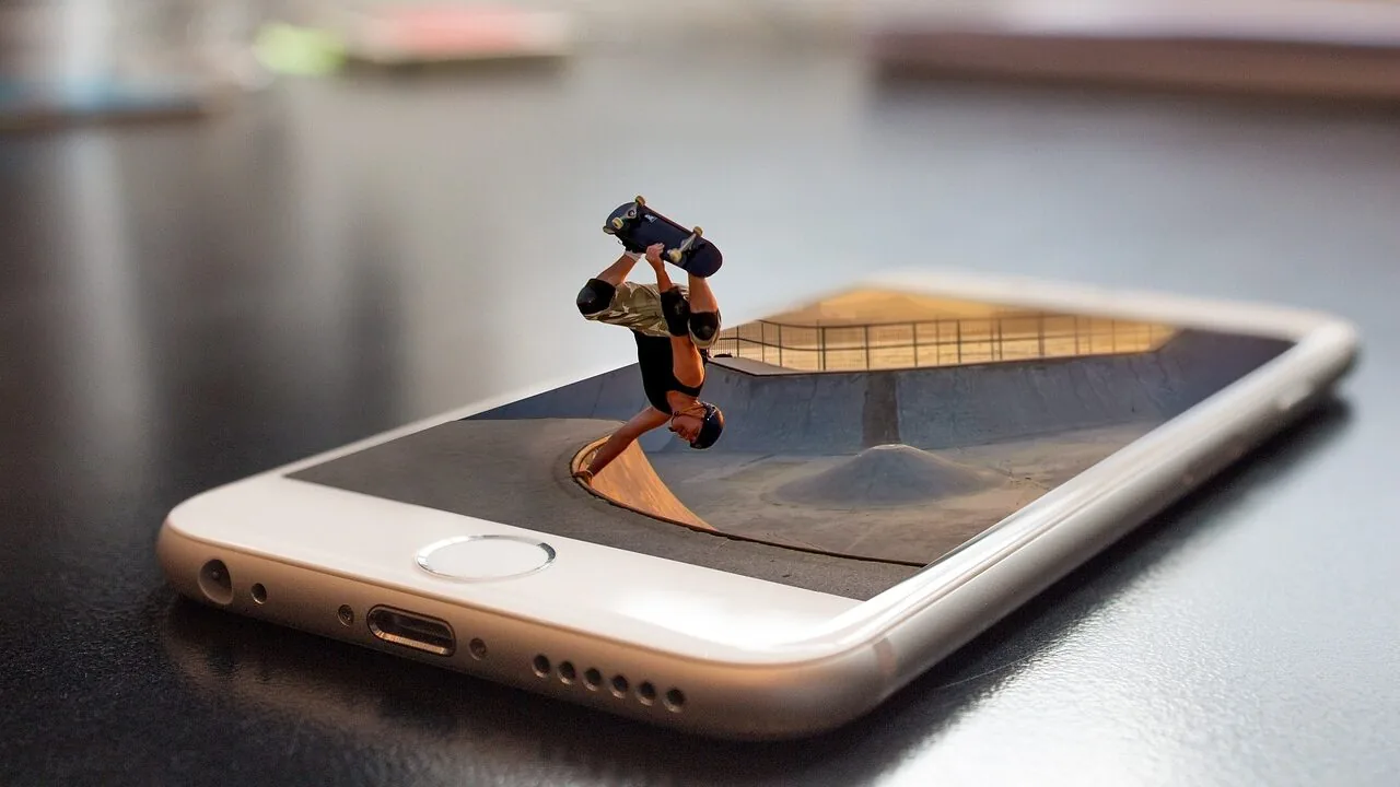 7 Ways to Give Your Old Phone a Second Life