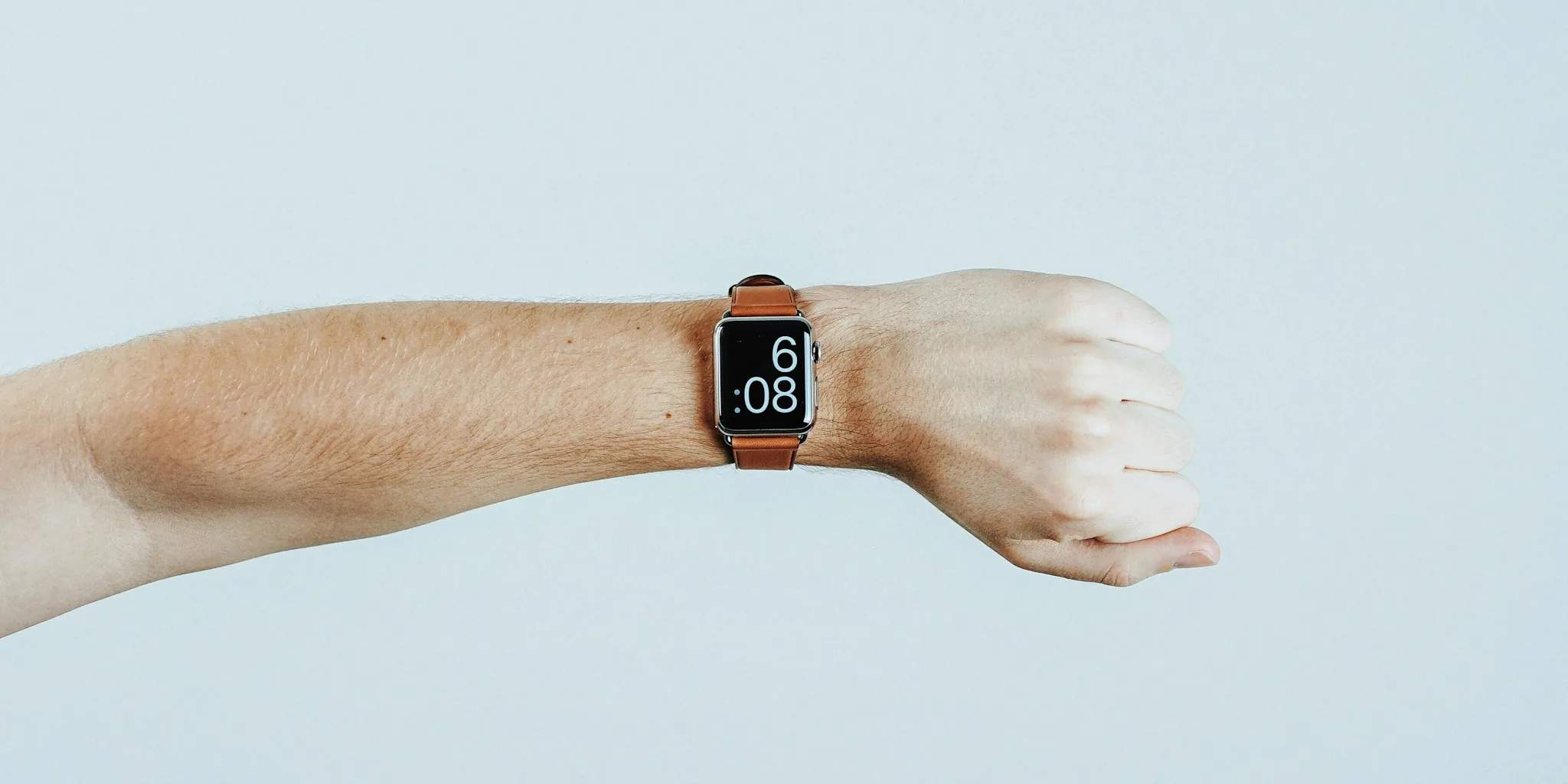 Smartwatch Calorie Tracking: What the Latest Study Reveals