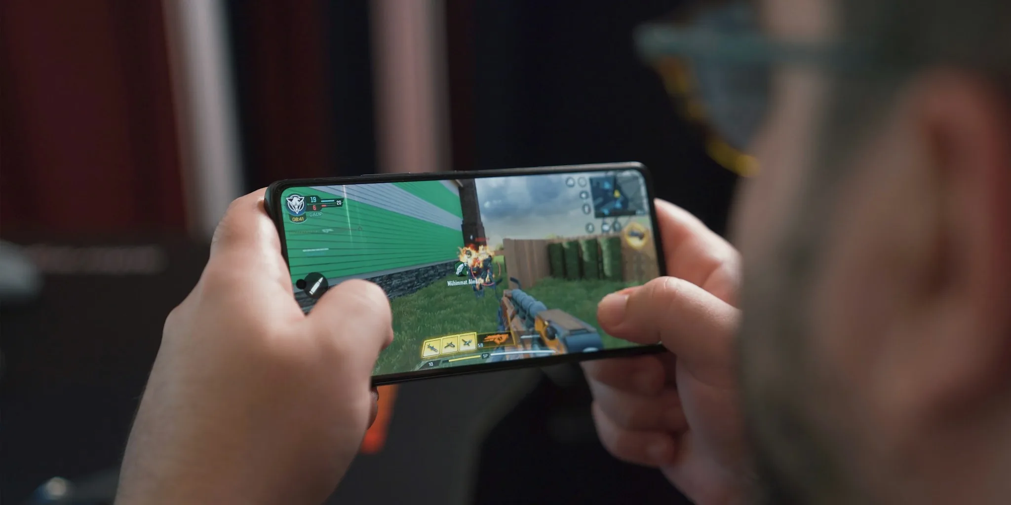 How to Assess Foldable Phone Performance