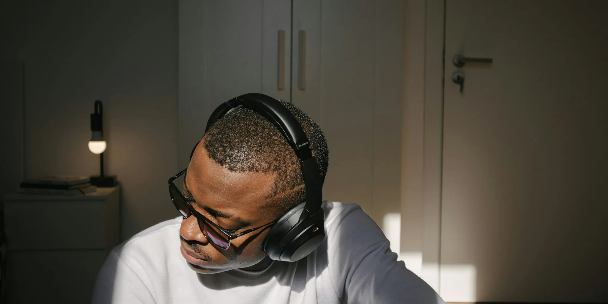 Fender MIX Headphones Get Custom Sound Control App