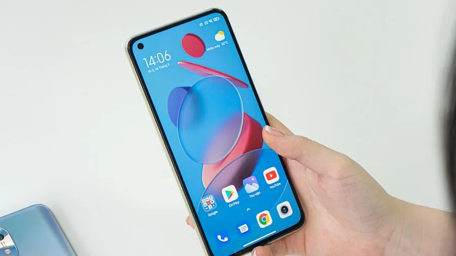 premium phone display technology features