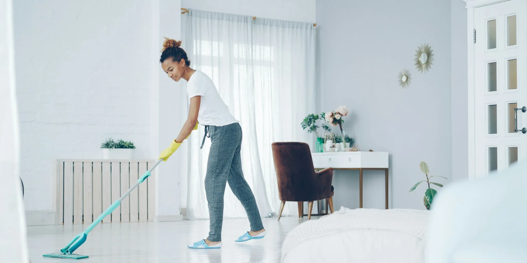 Quiet Robot Vacuum Offers Powerful Cleaning Without Noise Compromise