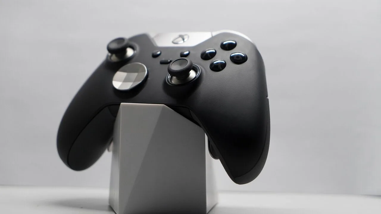 The Best Racing Wheels for Xbox for Every Budget