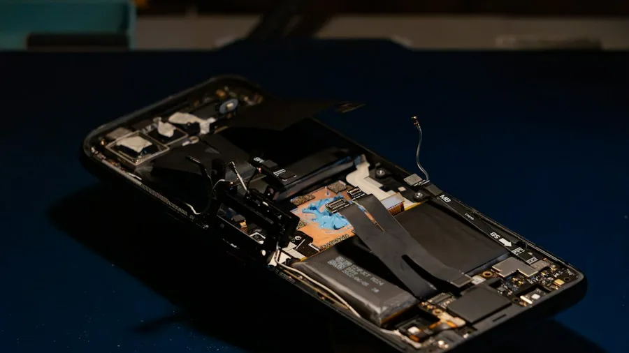 smartphone battery dual cell design