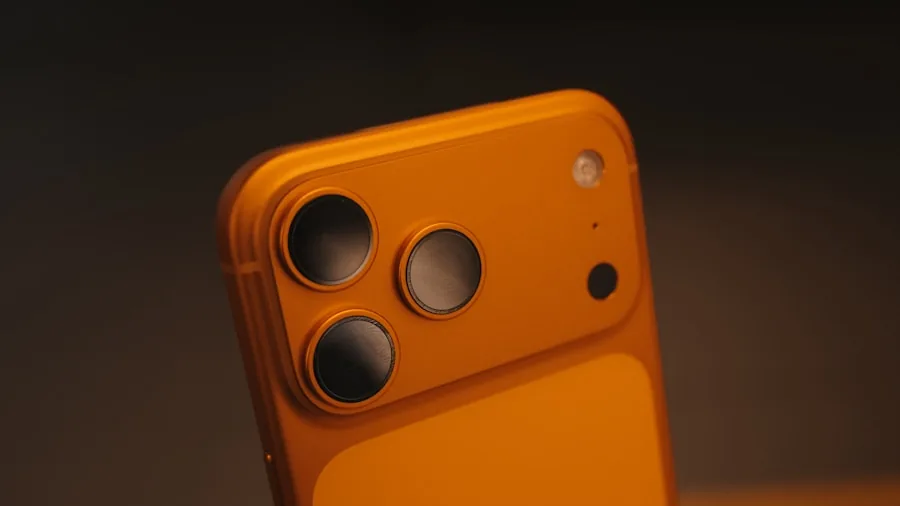 smartphone camera lens detail macro