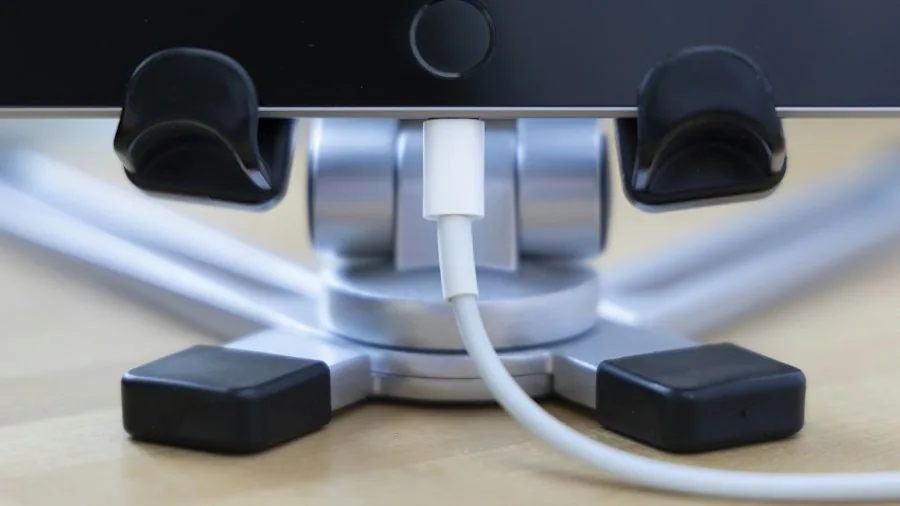 smartphone charging cable organization