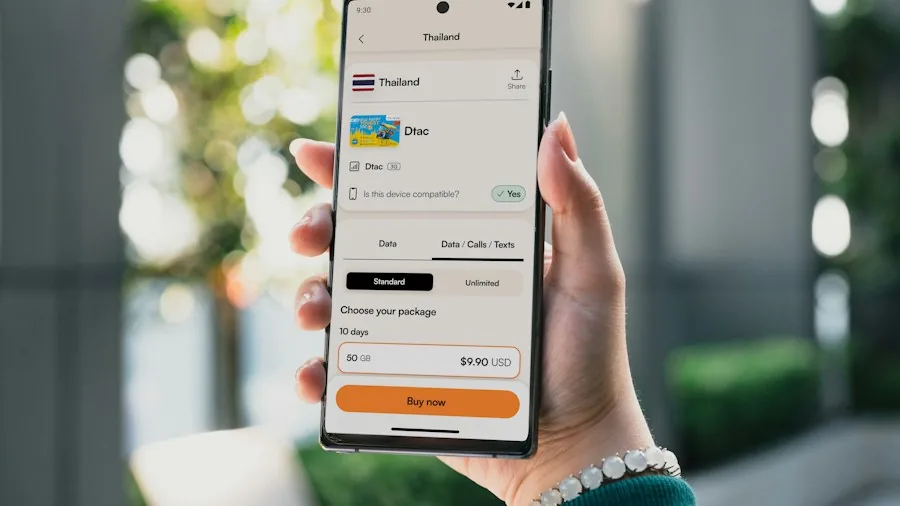 smartphone pre-order checkout screen