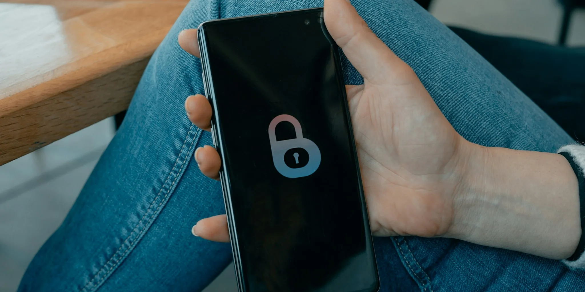 smartphone privacy security lock