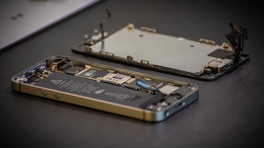 smartphone screen repair tools