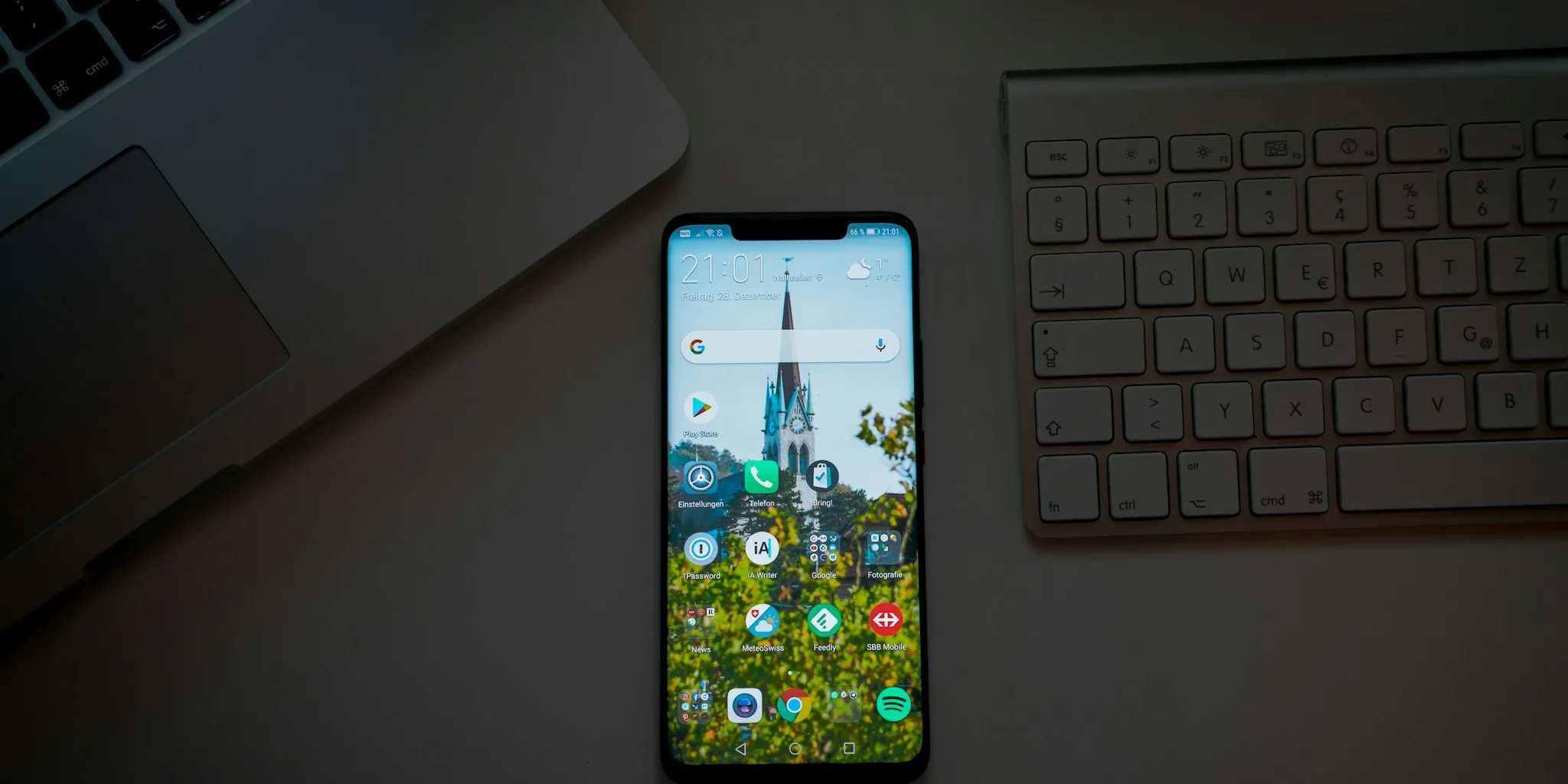 Speed Up Your Pixel Phone by Ditching Google Apps