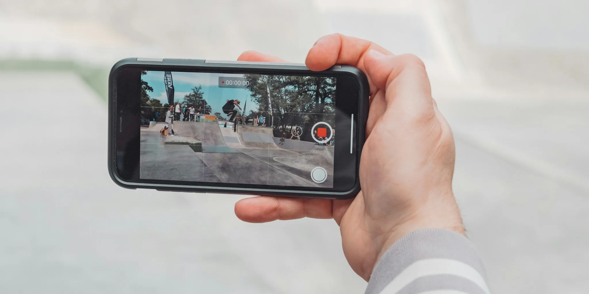 Gimbal vs Standard Phone: Which Video Camera Is Right for You?
