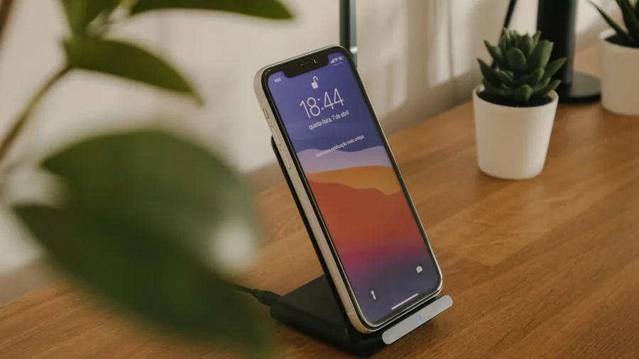 smartphone wireless charging magnetic accessories