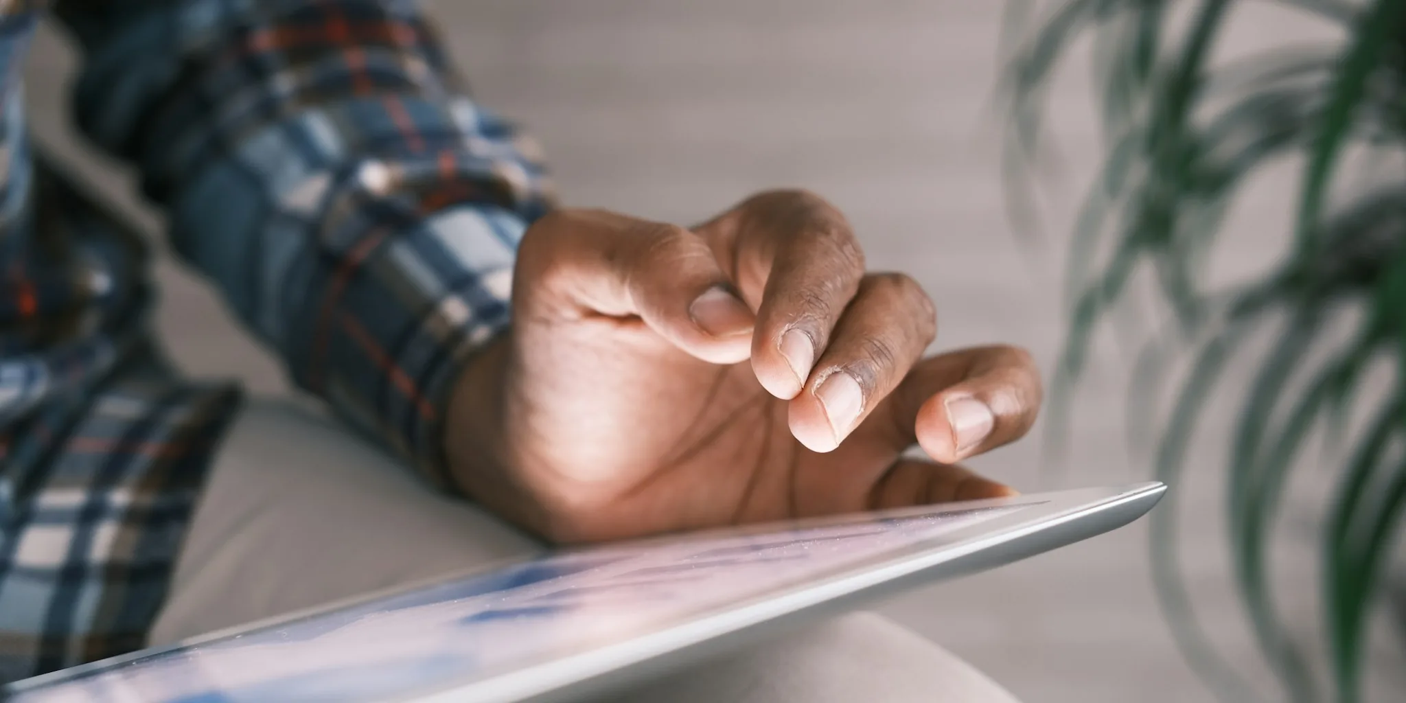 TCL's New NXTPAPER Tablet at $229: Is It Right for You?