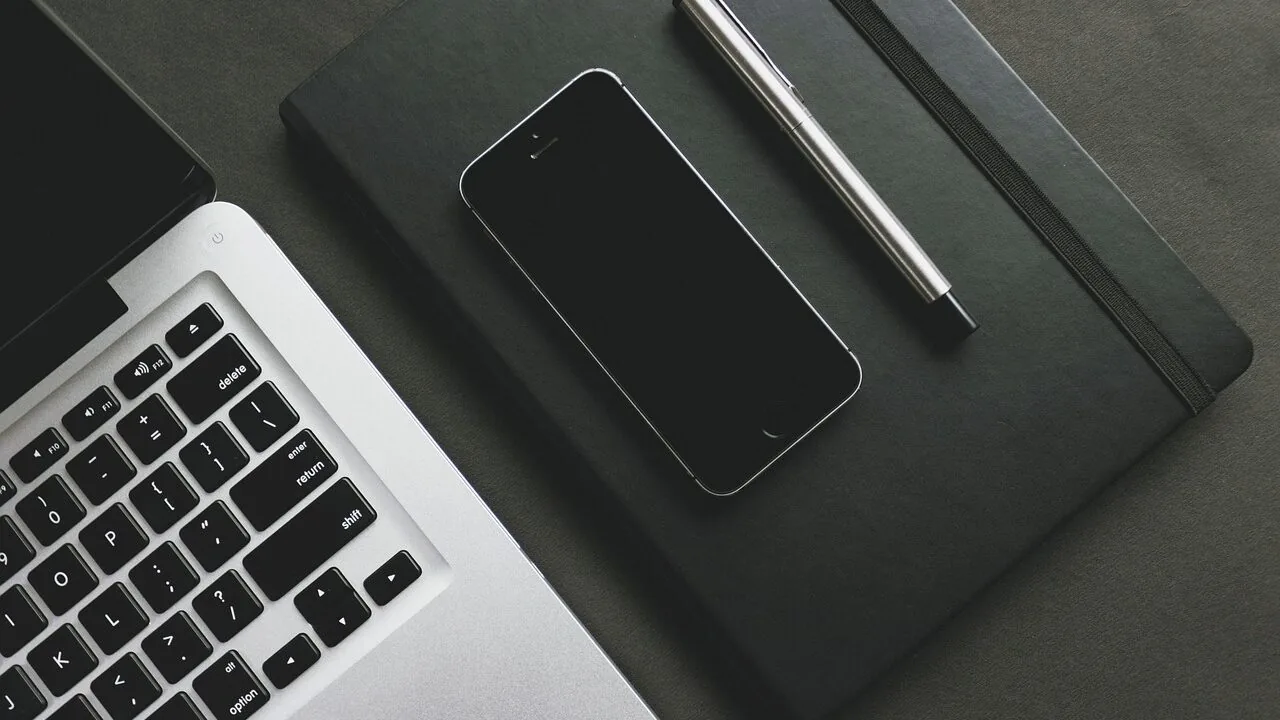 The Best Thunderbolt Docks for Every Desk Setup