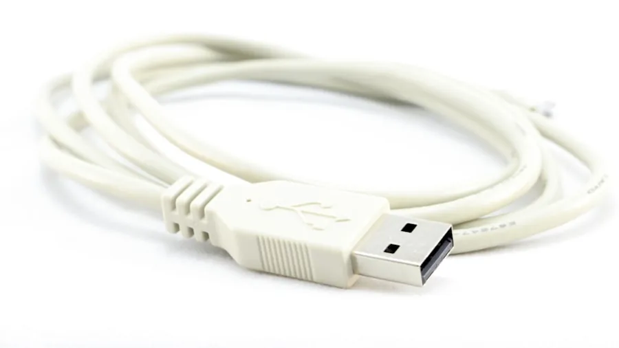 USB-C cable connector specifications