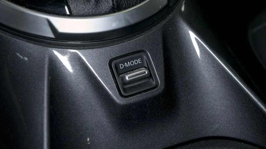 USB charger port device connection