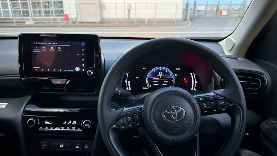 vehicle infotainment touchscreen interface