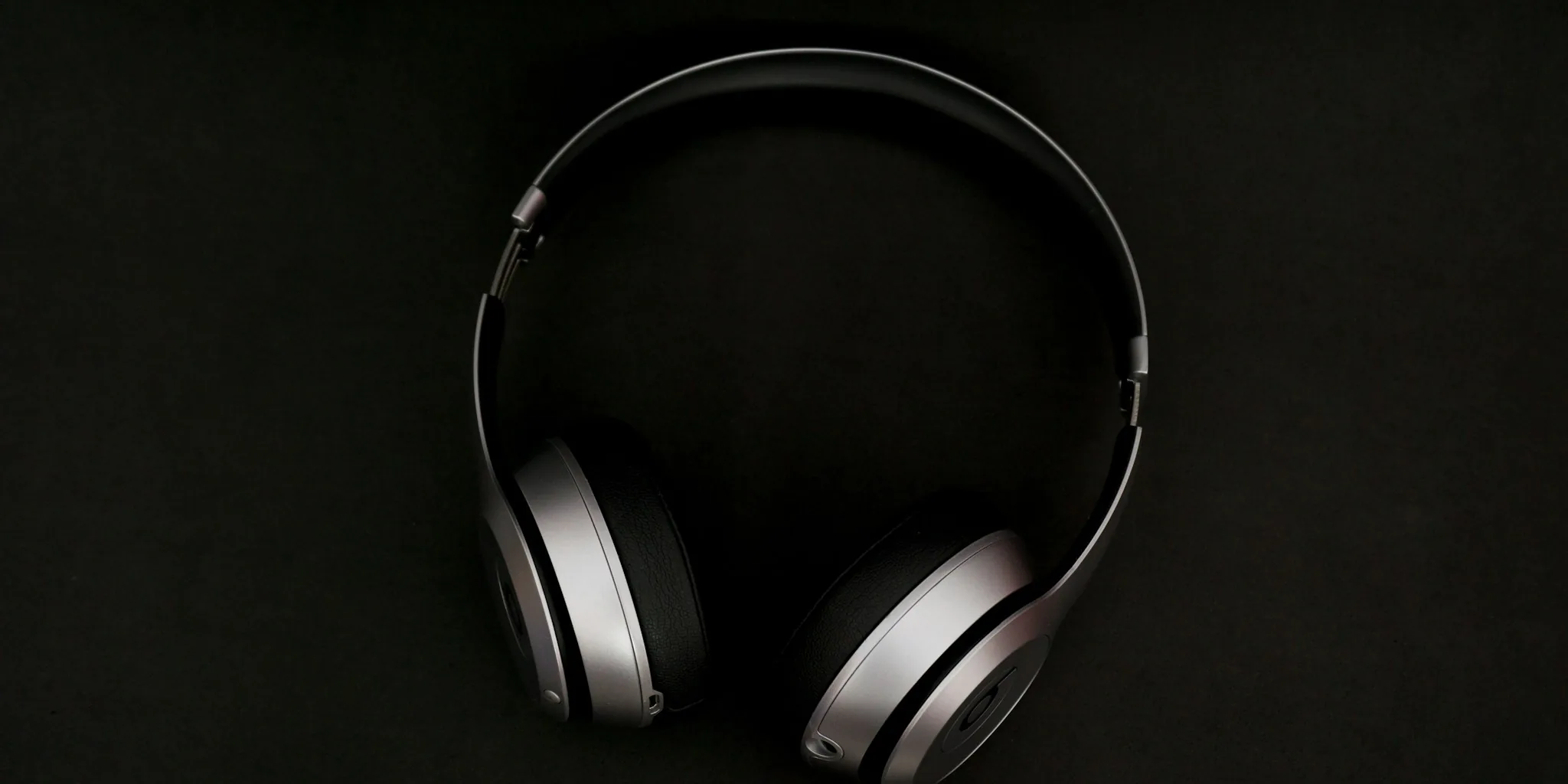 Neo Headphones Now Available with Rollup Speaker Feature